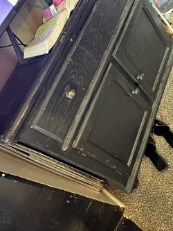 Dresser/Shelf