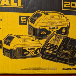 DeWalt Batteries 6ah 4ah Charger And Contractor Bag