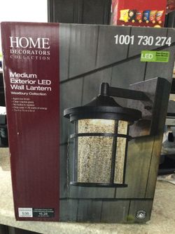 MEDIUM EXTERIOR LED WALL LANTERN
