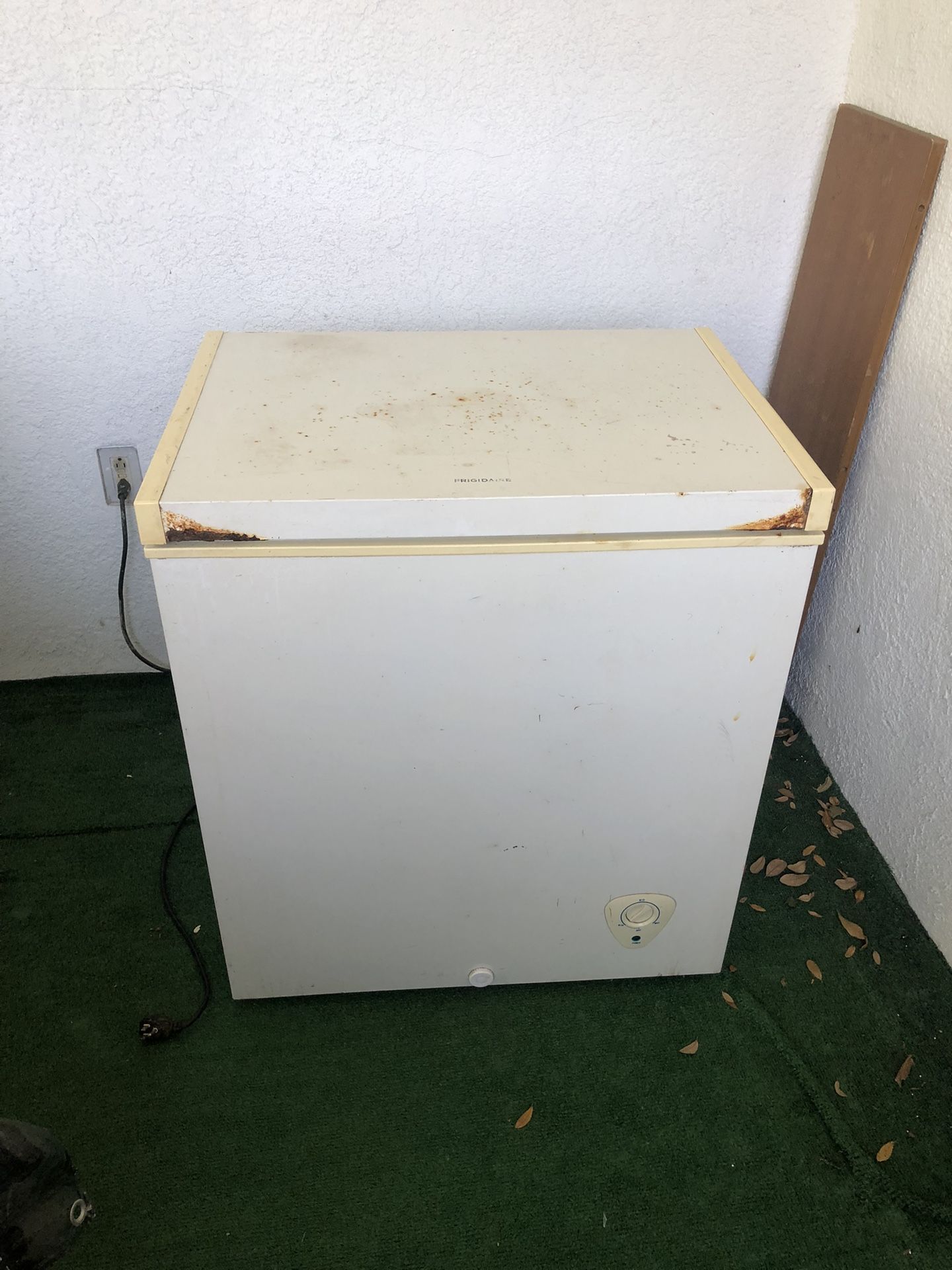 Frigidaire Freezer