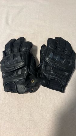 Motorcycle gloves