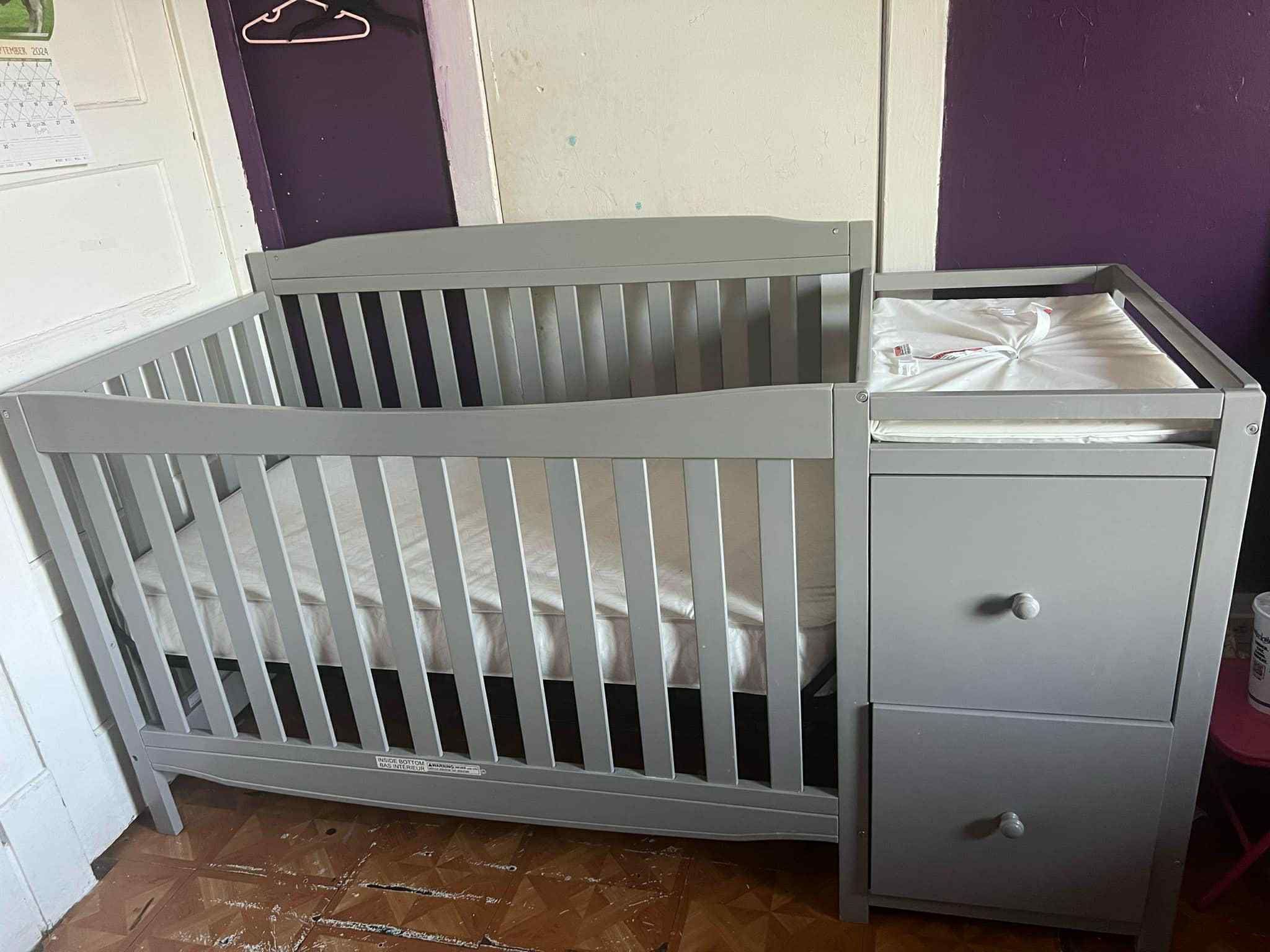 Baby Crib / Cuna De Bebe