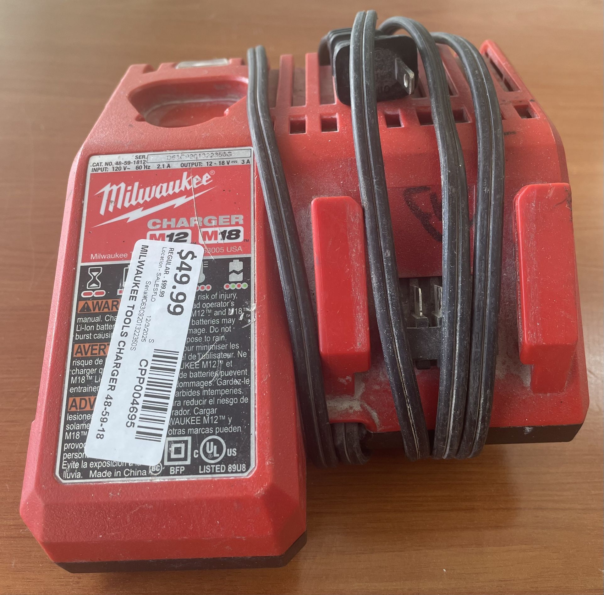 Milwaukee M12 M18 battery Charger 48-59-1812 ( Hablamos Espanol )