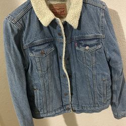 Women’s Levis Jacket