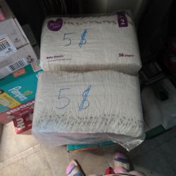 Parents Choice Opened Box Size 2 Diapers 