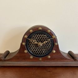 Mantel Clock