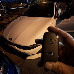 Car Keys/Fobs/Llaves De Autos 