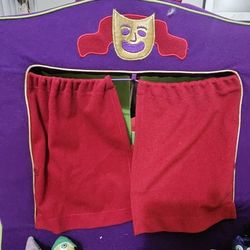 Portable Plush Finger Puppet Theater