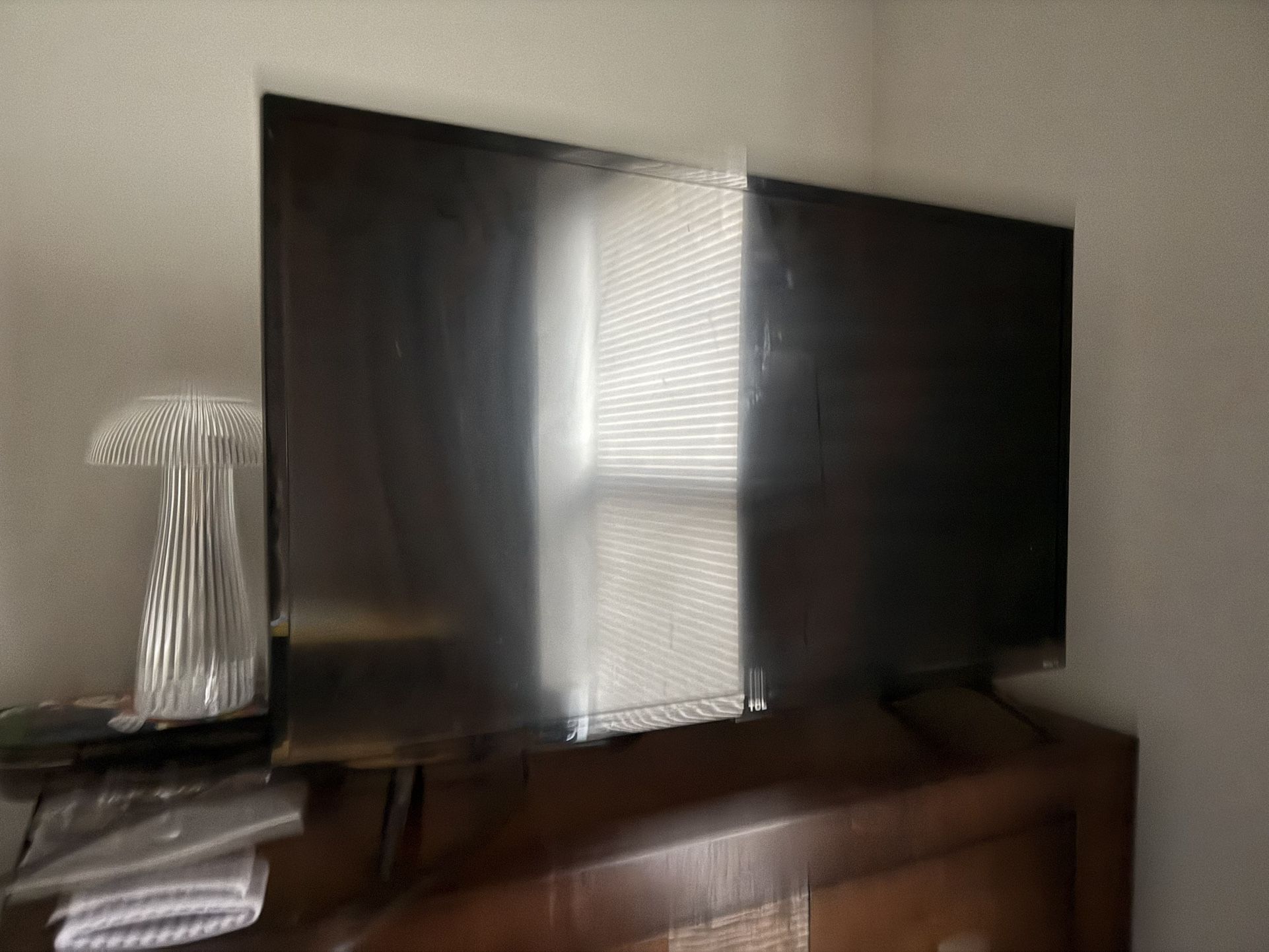 TCL 32”