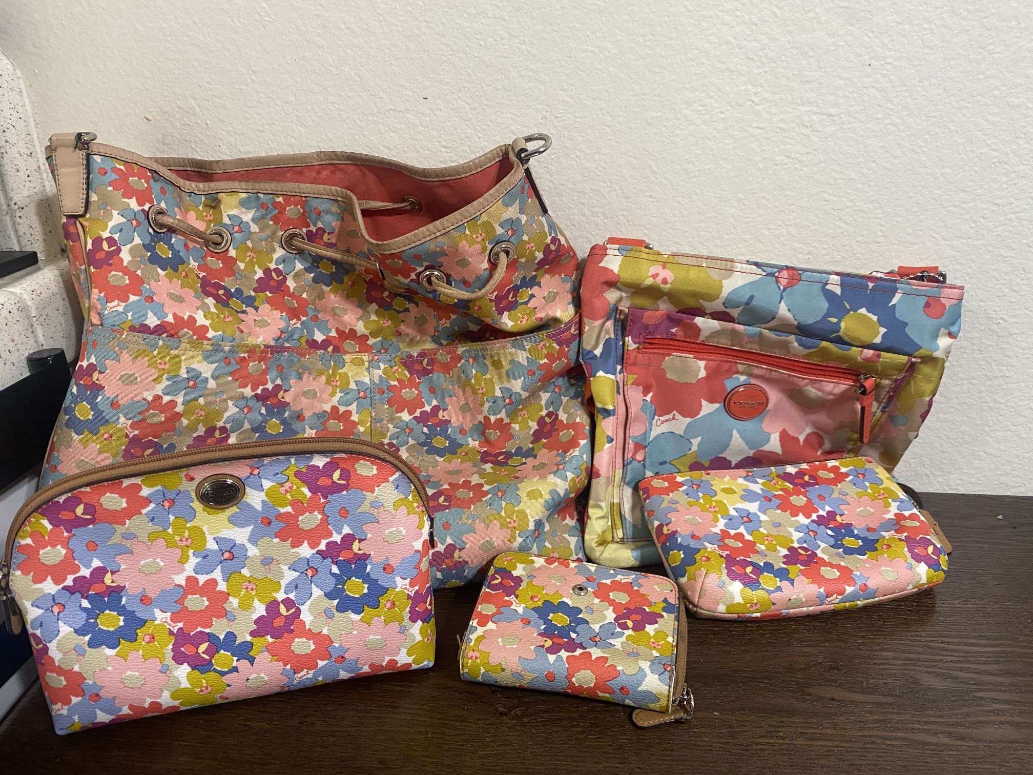 Coach Peyton Floral 5PC Set PLEASE READ DESC.