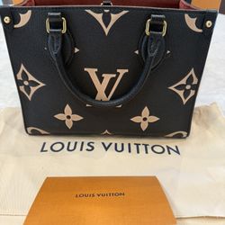 Louis Vuitton Purse 