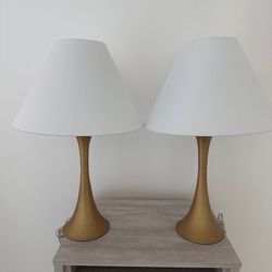 For Sale - 2 Nightstand Lamps Excellent Condition