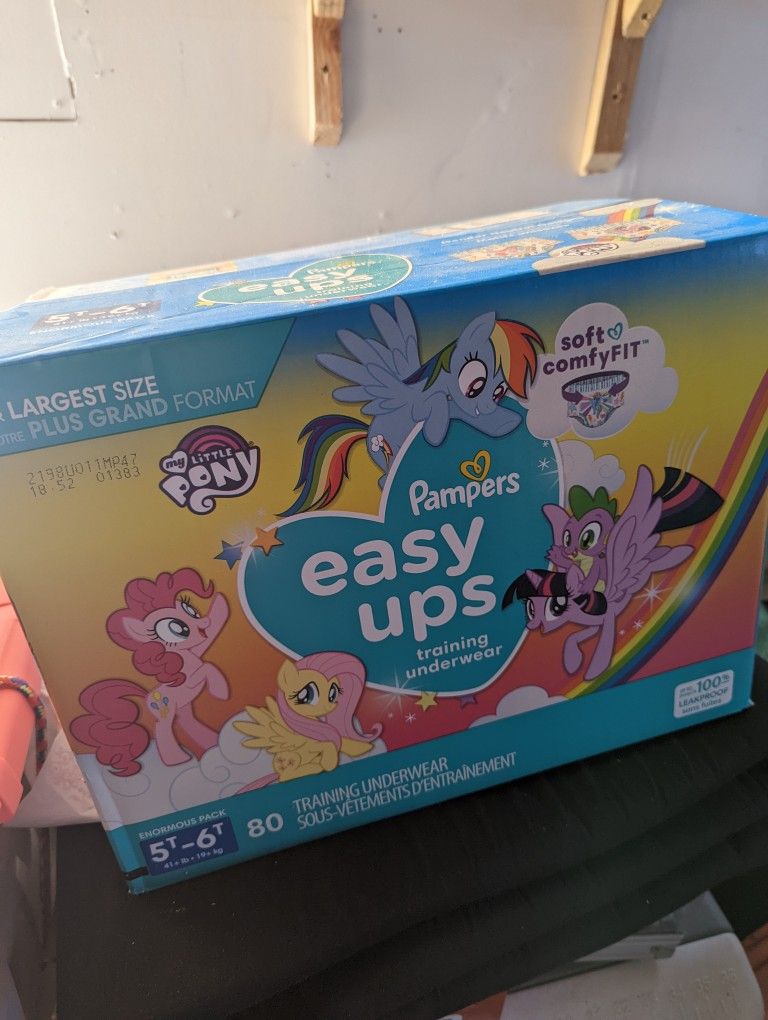 5t - 6t Pampers Easy Ups 80 Count (Like Pull Ups )