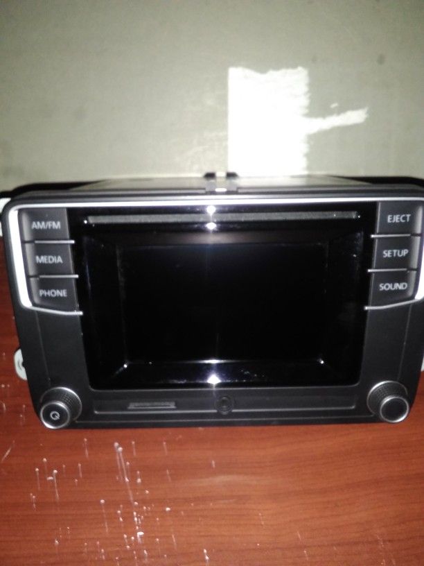 16-17 VW Beetle Jetta Passat Tiguan OEM CD Player Radio MIB2 L56VW2 WG8