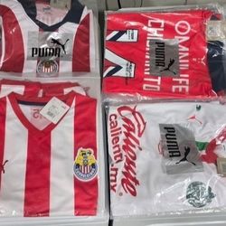  CHIVAS RAYADAS DEL GUADALAJARA SOCCER JERSEY $40. CASH PLEASE!!