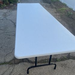 Folding Table 