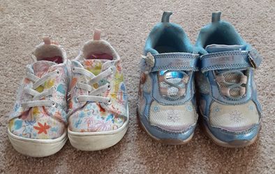 2 Pairs of Little Girls' Toddler Size 6 Sneakers - Wonder Nation & Disney Frozen Light Ups