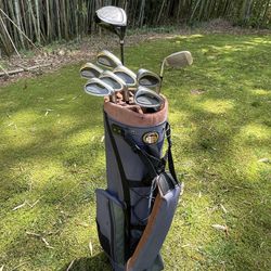 Wilson Staff Irons PW-3i / Macgregor Driver / Golf Bag