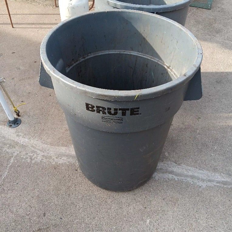 55 Gallons Containers