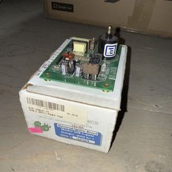 Dinosaur Electronics Universal Ignitor Board Model UIB L-post Rev-7, 12 Volts