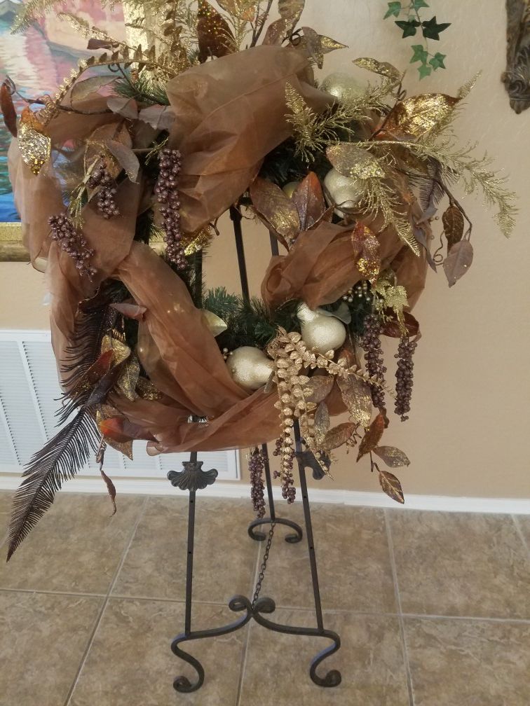 Wreath with stand