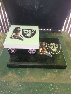 Custom-made raiders stores or wooden jewelry box