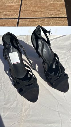 Ladies shoes