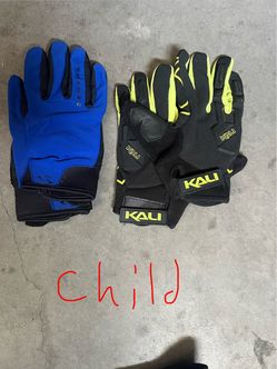 Gloves