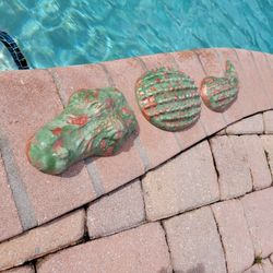 3 Piece Medium Concrete Lawn Decoration 