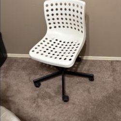 Swivel chair By IKEA 🪑, SKÅLBERG / SPORREN white - Like New