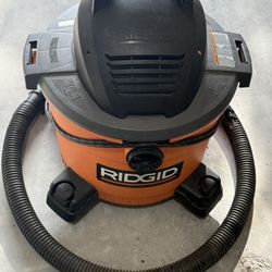 Ridgid Vacuum 9 Galón 