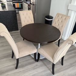Wooden circular dining table includes 4 chairs!
