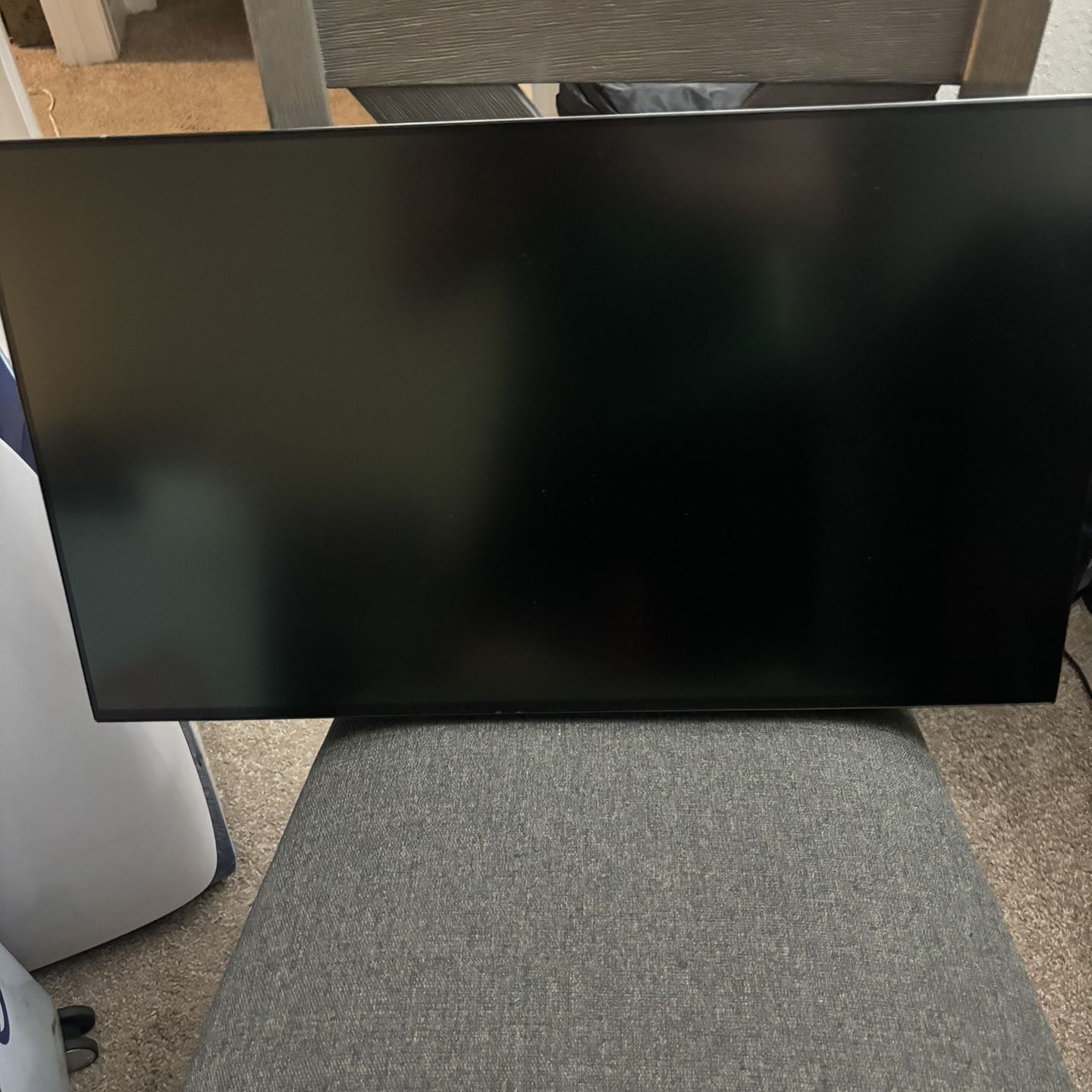 Alienware AW2723DF Gaming Monitor - 27-inch (2560 x 1440) 240Hz