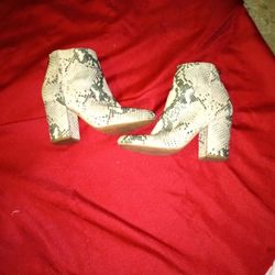 white Steve Madden snakeskin ankle boots