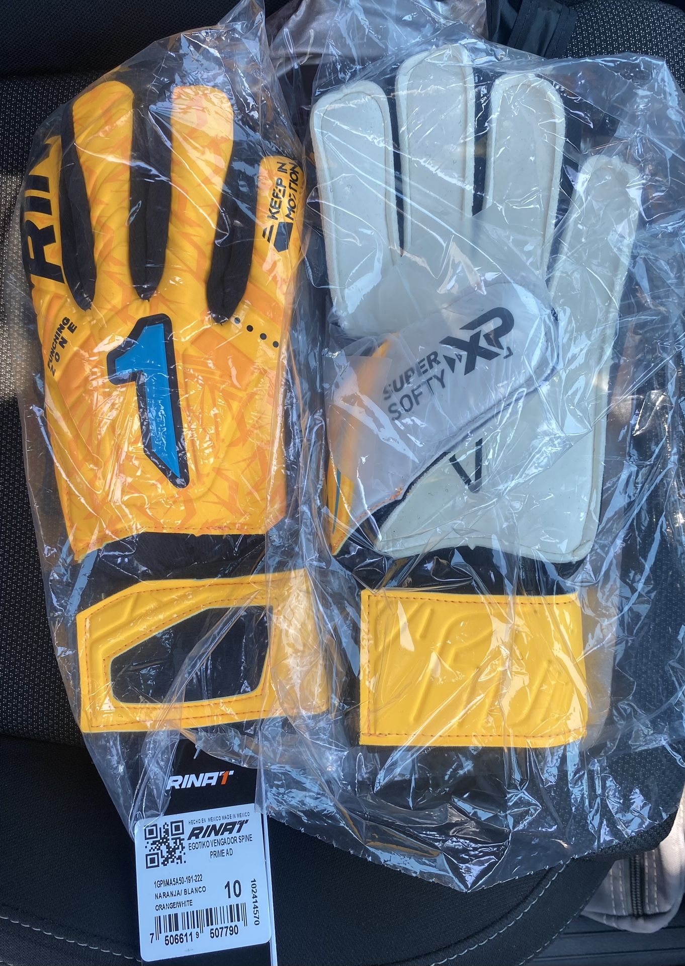 Rinat Soccer Gloves Size #10
