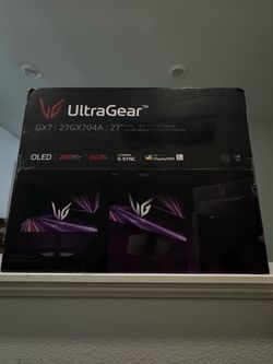 LG UltraGear 27" QHD OLED Gaming Monitor