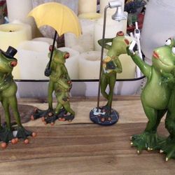 4 Beautifully Made Frog Decoration Pieces