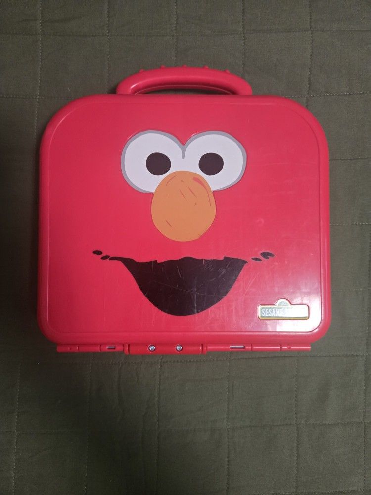 Sesame Street Elmo's On The Go Letters, 24 x 36 Inch $14