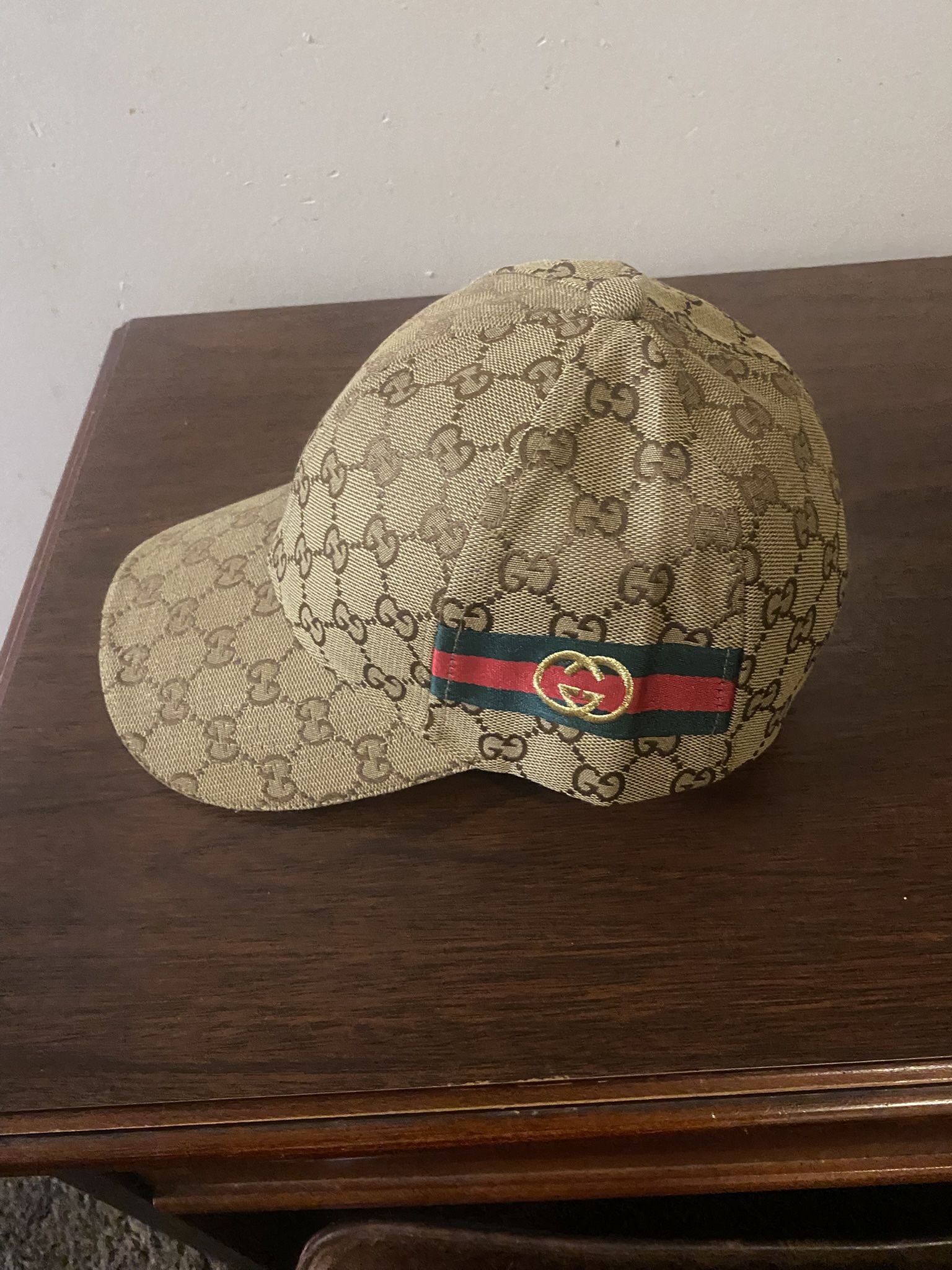 Gucci Canvas Baseball Hat