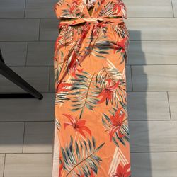 🌸 Orange Tropical Maxi Dress – Size Small