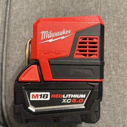 Inversor con batería 5AH