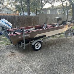 14' Glassstream Bass Boat With Galvanized Trailer, Canopy 35HP Evinrude And Additional Trollin Motor