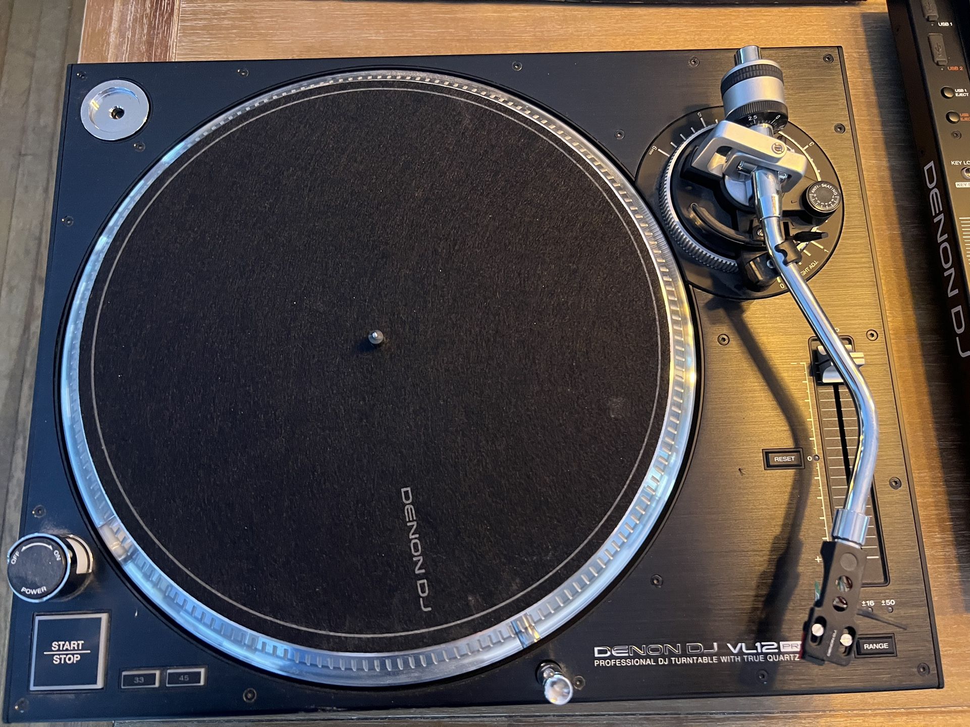 Denon VL12 Prime proffessional DJ turntable