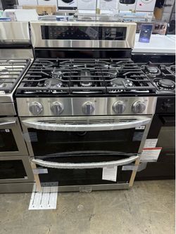 Brand new LG 30 in. 6.9 cu. ft. 5 Burners Smart Wi-Fi Freestanding Double Oven Gas Range in Stainless Steel with Probake Covection