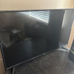 TCL Roku TV  40in