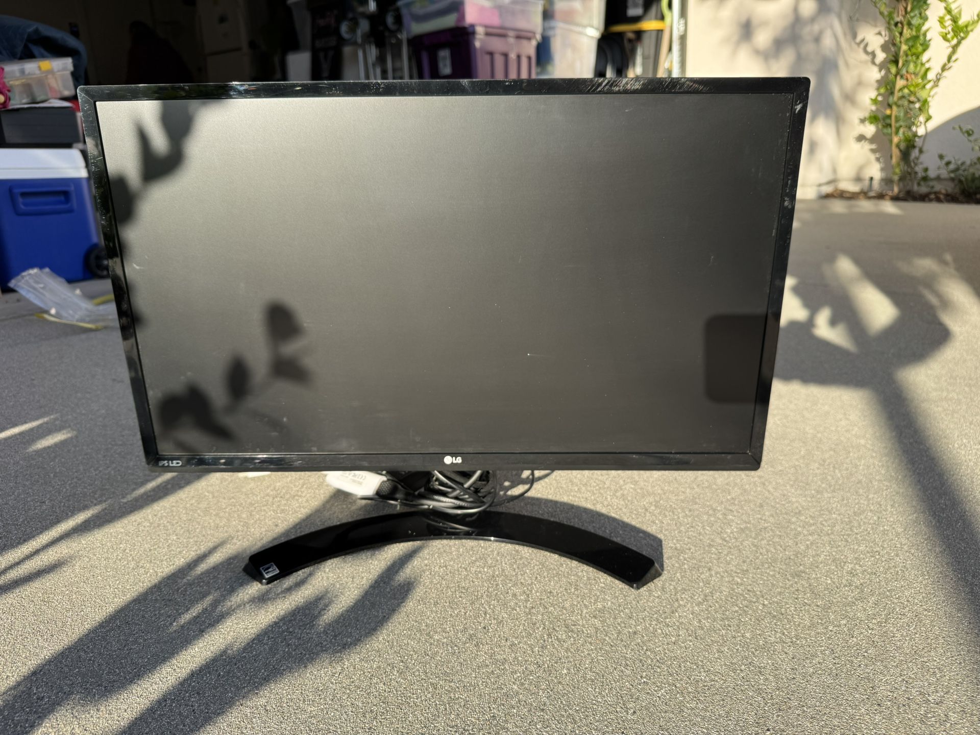 24” LG Computer Monitor 