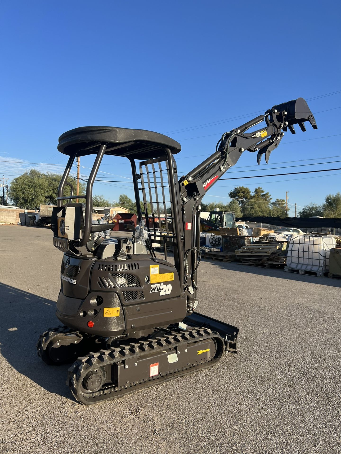 Brand New Diesel 2 Ton Mini Excavator