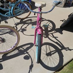 20" Girls Huffy Bike