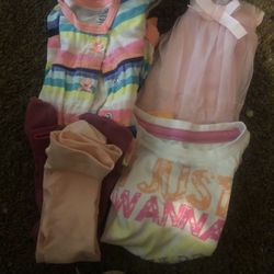 Girls Bundle Of Clothes   Size  12Mon