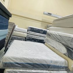 Health care Queen size mattress set🦋